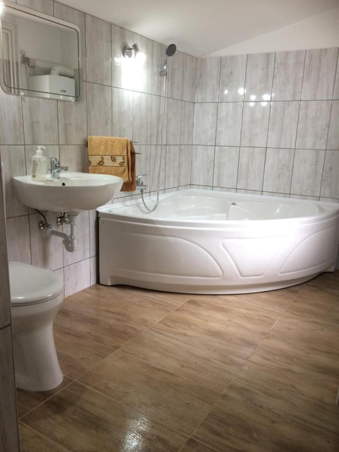 Gadoros Vendeghaz Hotel Egerszalok Luaran gambar