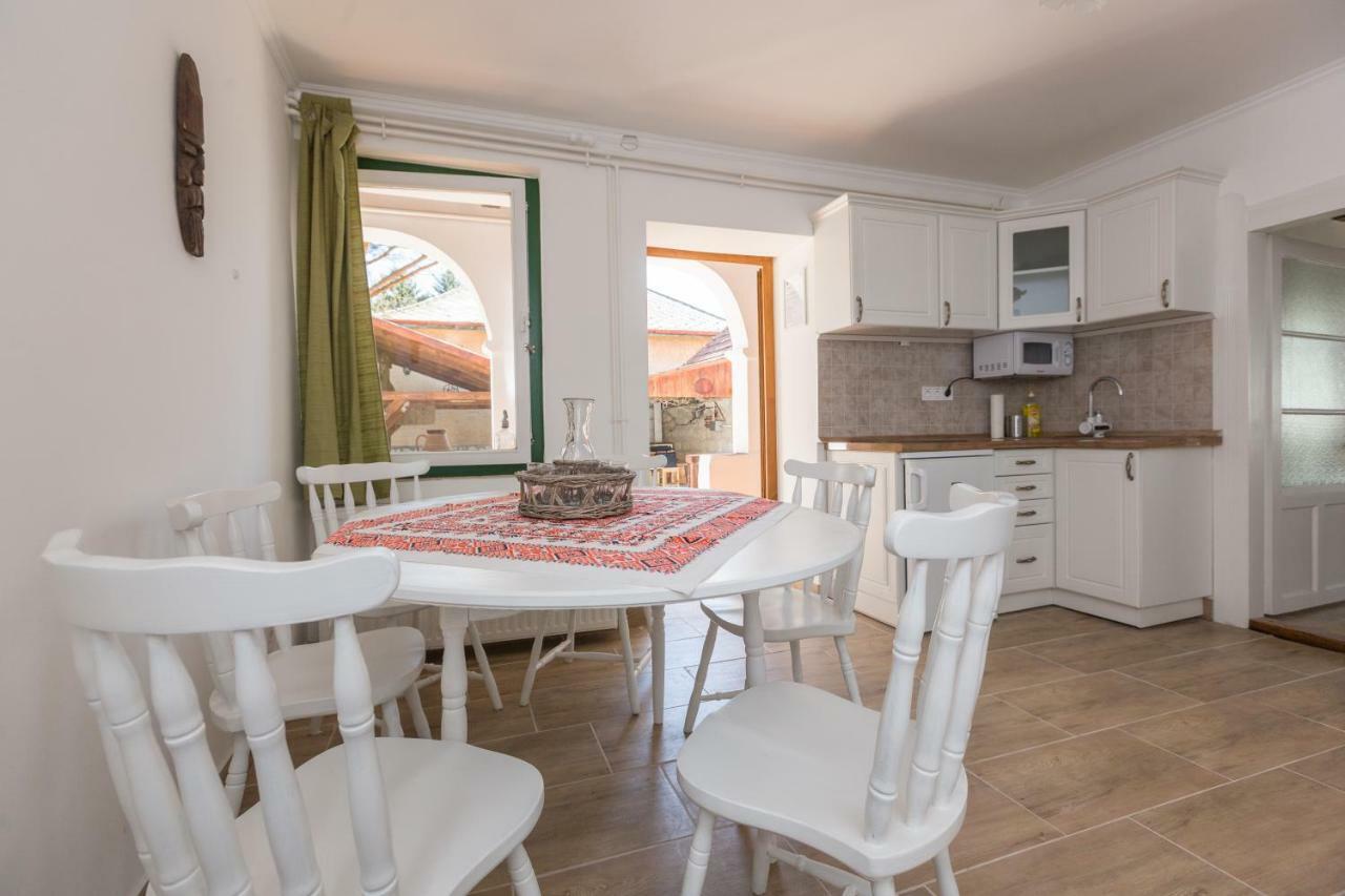 Gadoros Vendeghaz Hotel Egerszalok Luaran gambar