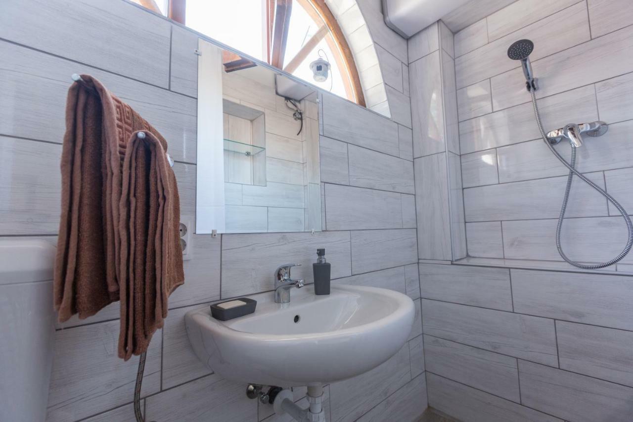 Gadoros Vendeghaz Hotel Egerszalok Luaran gambar