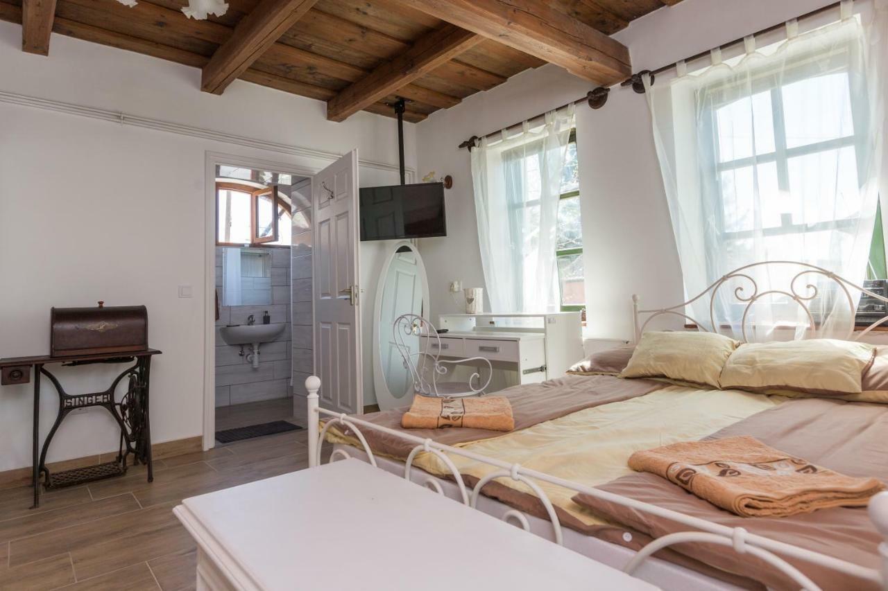 Gadoros Vendeghaz Hotel Egerszalok Luaran gambar