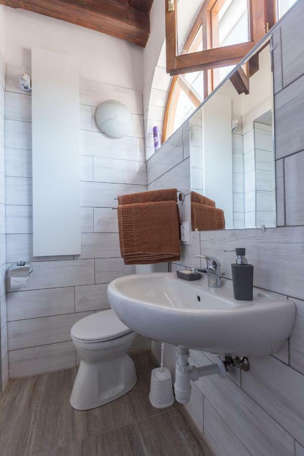 Gadoros Vendeghaz Hotel Egerszalok Luaran gambar