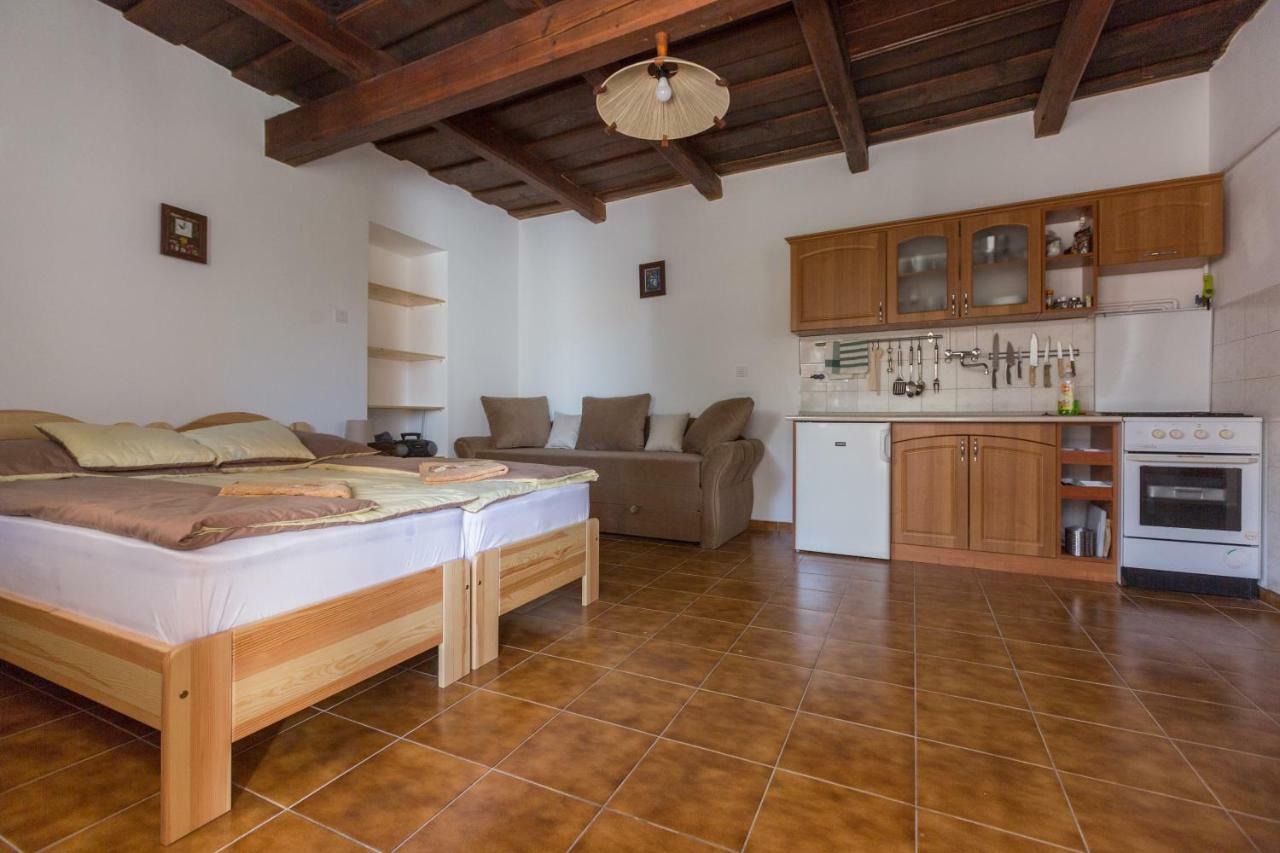 Gadoros Vendeghaz Hotel Egerszalok Luaran gambar