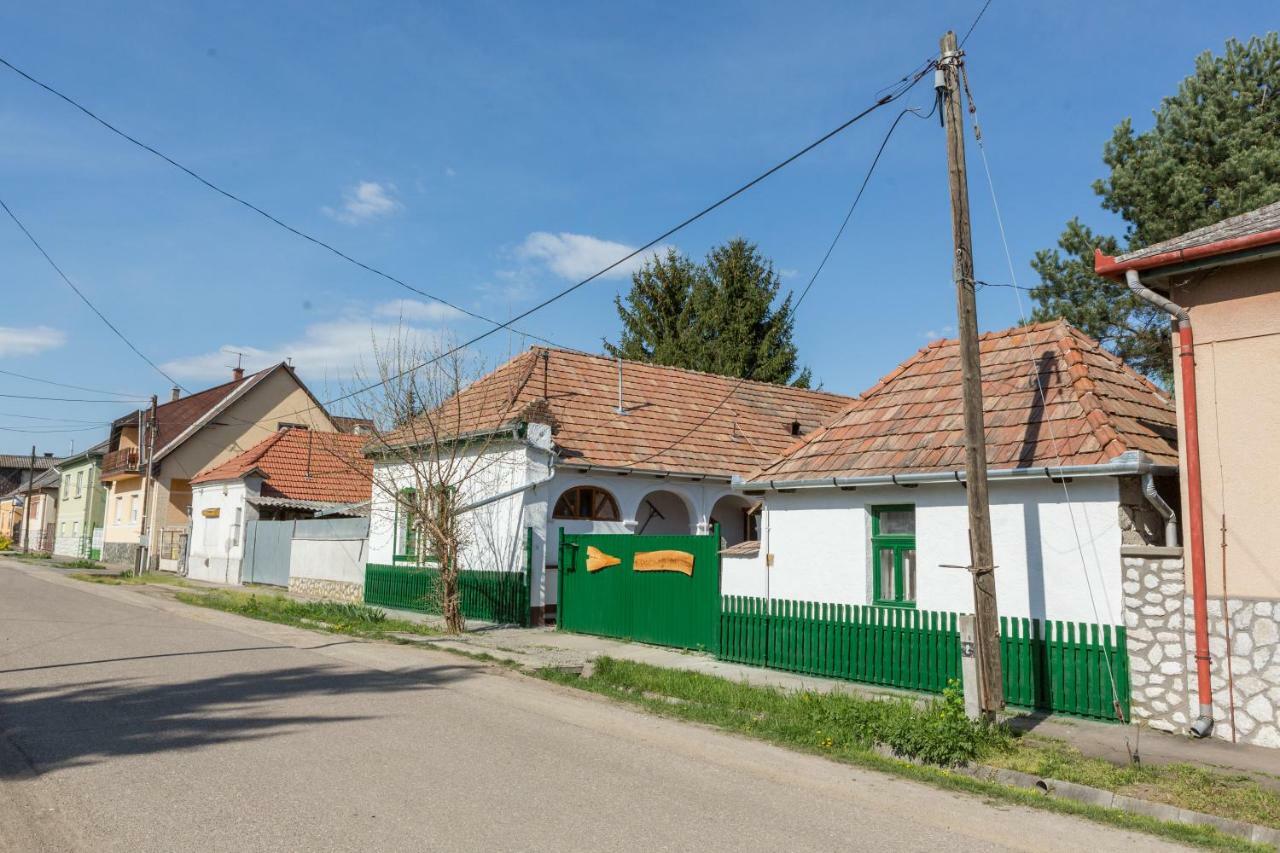 Gadoros Vendeghaz Hotel Egerszalok Luaran gambar